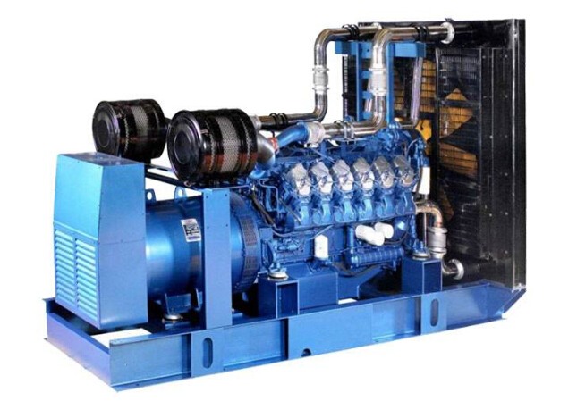 和庆镇康明斯30kw小型柴油二手发电机组